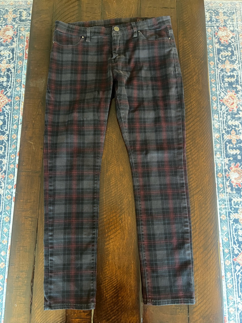 BLANKNYC Plaid Skinny Jeans Black Burgundy Tartan Stretch Size 30
